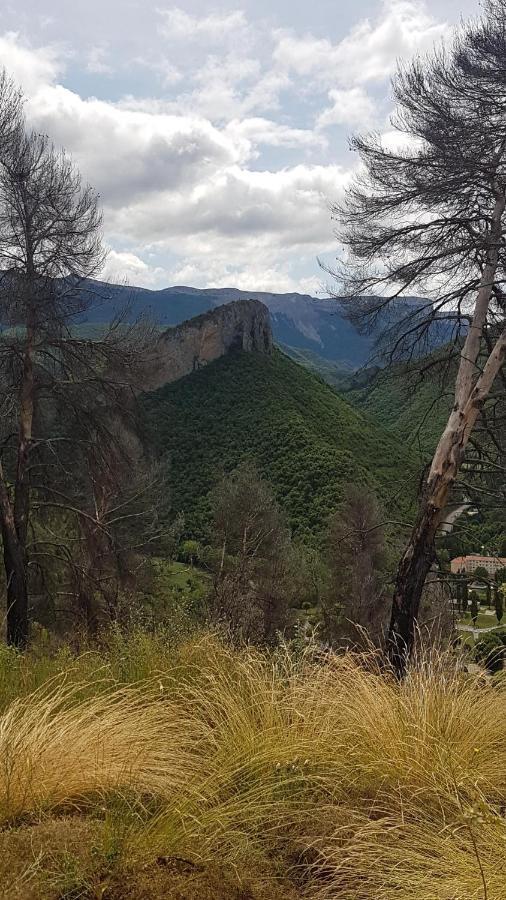 La Provence Vous Attend - 2Eme Etage Digne-les-Bains Esterno foto
